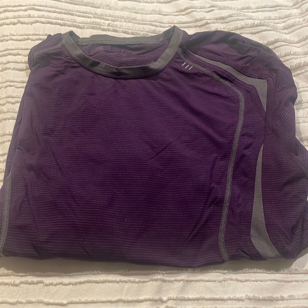 Purple lululemon tee